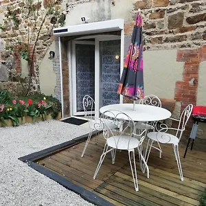 41 Rue De La Roche Appartement