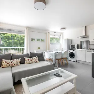 https://charmant-appartement-toulouse-centre-6-personnes.midi-pyreneeshotels.com